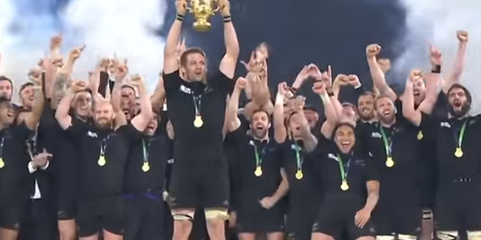 All Blacks, Richie McCaw lascia il rugby